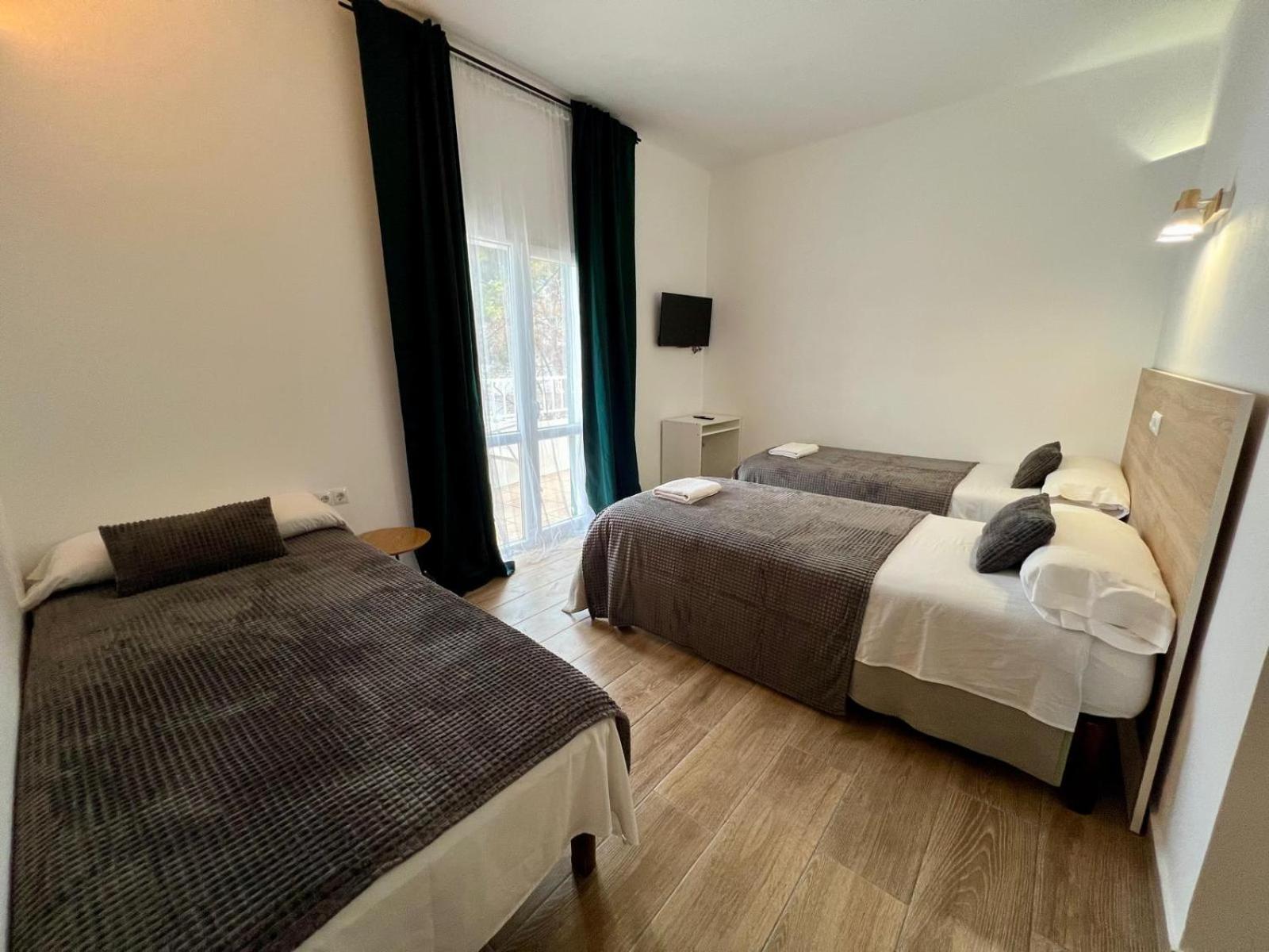 Hostal Oasis Dor Cala D´Or 외부 사진